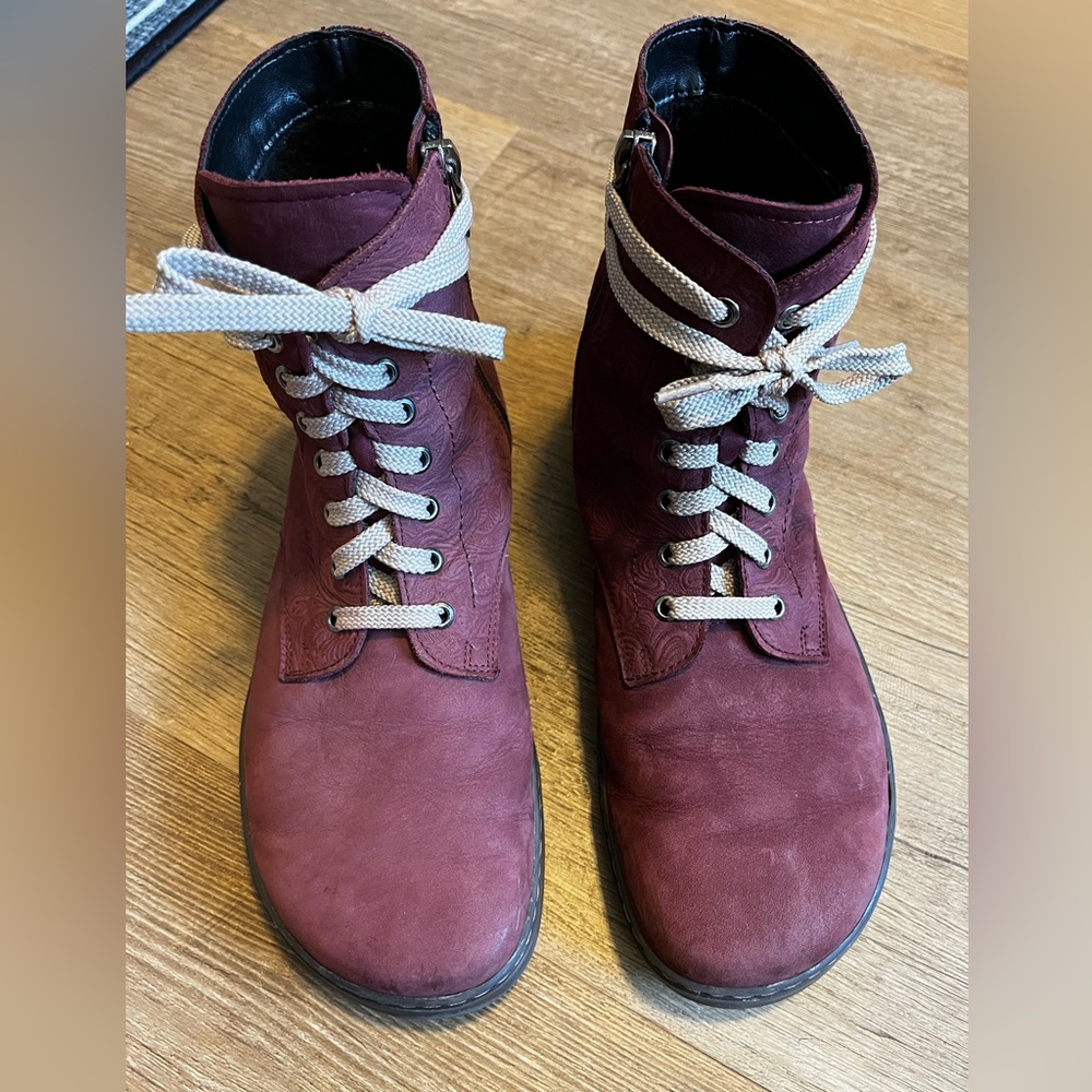 SOLD Peerko Go maroon leather barefoot boots EU 42